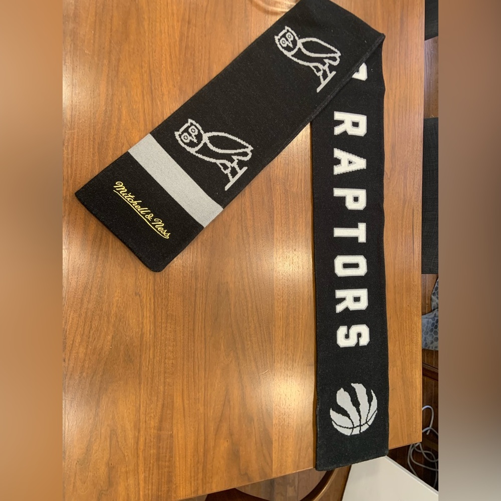 OVO x Raptors Collaboration Scarf
